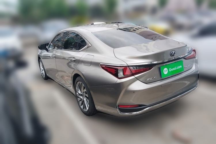 Used Lexus ES 2022 260 Excellence Edition Rear Left 45 Deg