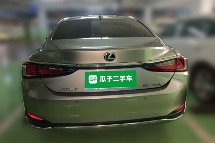 Used Lexus ES 2022 200 Excellence Edition Rear