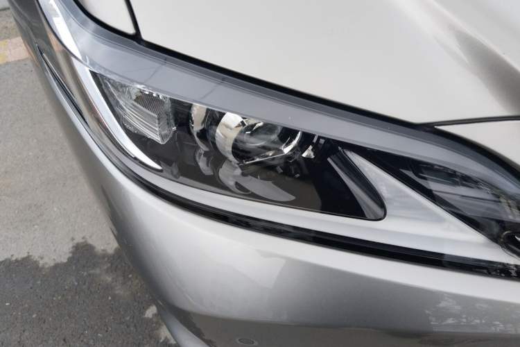 Used Lexus ES 2022 260 Excellence Edition Right Front Headlight
