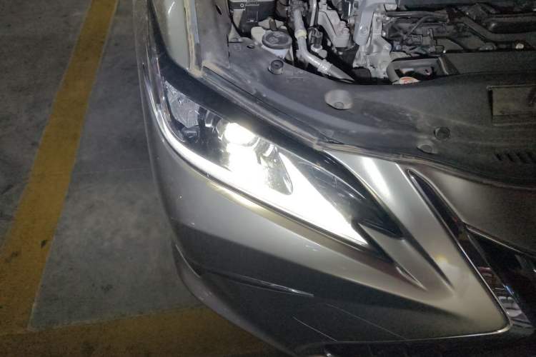 Used Lexus ES 2022 200 Excellence Edition Right Front Headlight