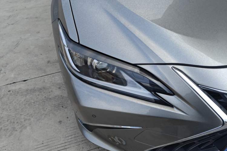 Used Lexus ES 2022 200 Excellence Edition Right Front Headlight