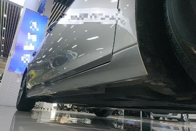Used Lexus ES 2022 200 Excellence Edition Right Side Sill