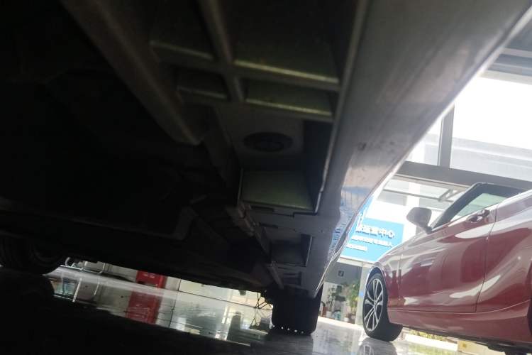 Used Lexus ES 2022 200 Excellence Edition Right Side Sill