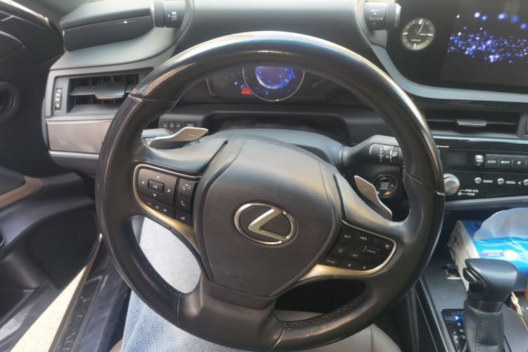 Used Lexus ES 2022 200 Excellence Edition Steering Wheel