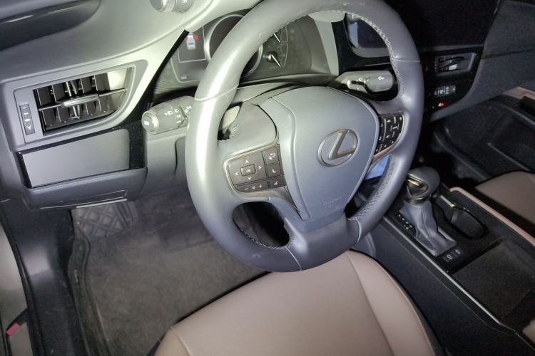 Used Lexus ES 2022 200 Excellence Edition Steering Wheel