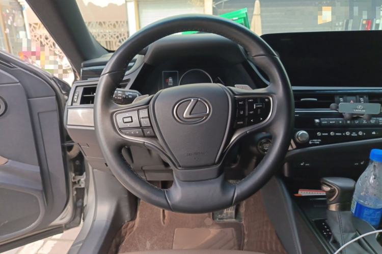 Used Lexus ES 2022 200 Excellence Edition Steering Wheel