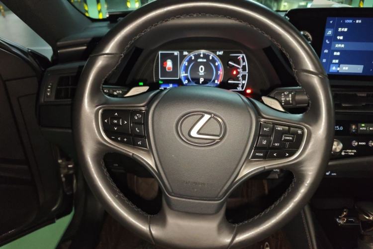 Used Lexus ES 2022 200 Excellence Edition Steering Wheel