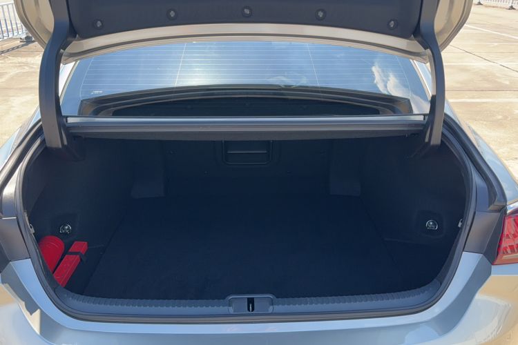 Used Lexus ES 2022 200 Excellence Edition Trunk