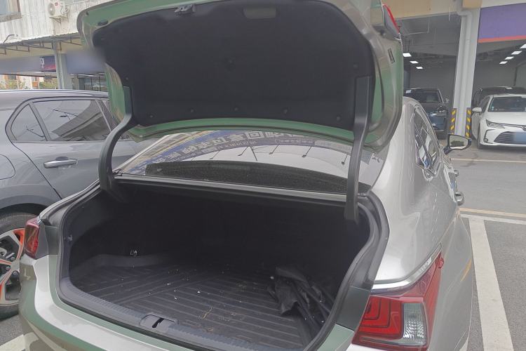 Used Lexus ES 2022 200 Excellence Edition Trunk