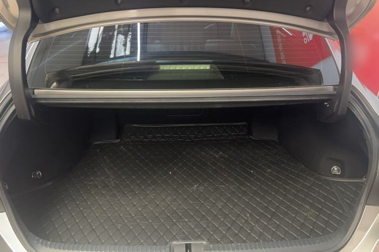 Used Lexus ES 2022 200 Excellence Edition Trunk