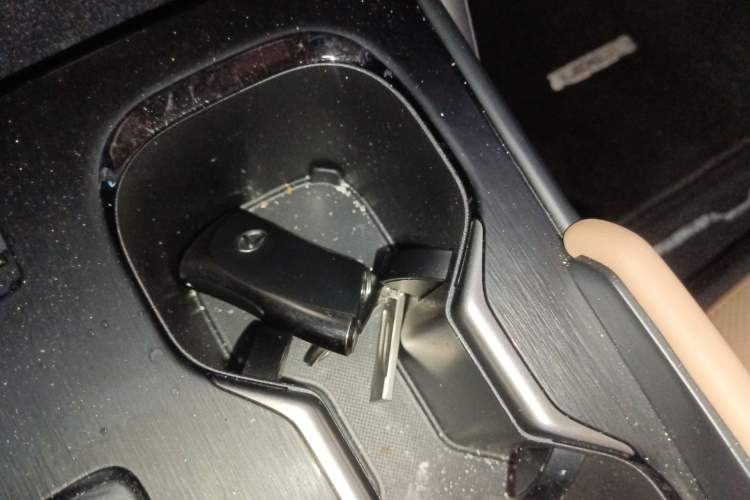 Used Lexus ES 2022 200 Excellence Edition Vehicle Key