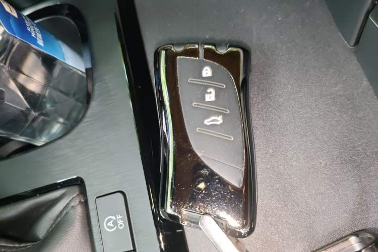 Used Lexus ES 2022 200 Excellence Edition Vehicle Key