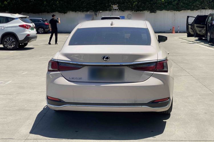 Used Lexus ES 2022 200 Excellence Edition Exterior 5