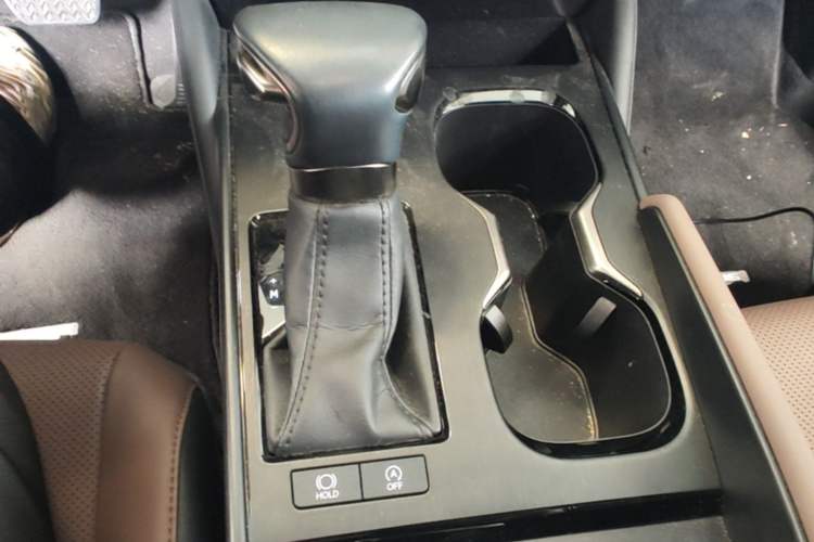 Used Lexus ES 2022 200 Excellence Edition Gear Lever