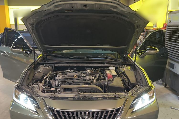 Used Lexus ES 2022 200 Excellence Edition Engine Bay