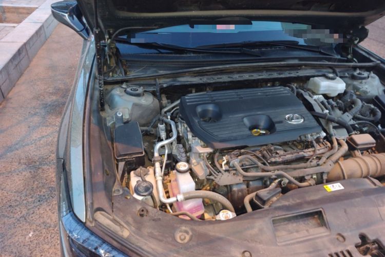 Used Lexus ES 2022 300h Deluxe Edition Engine Bay Right