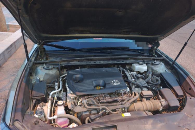 Used Lexus ES 2022 300h Deluxe Edition Engine Bay
