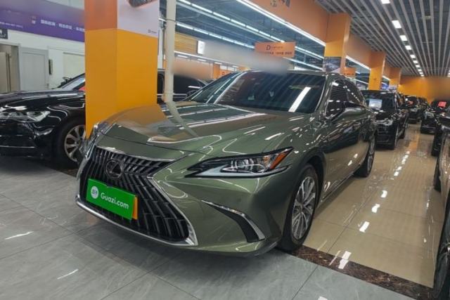 Used Lexus ES 2022 200 Excellence Edition