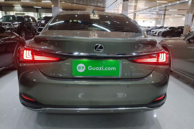 Used Lexus ES 2022 200 Excellence Edition Exterior 4