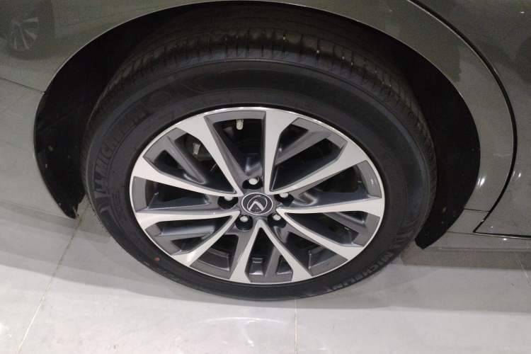Used Lexus ES 2022 200 Excellence Edition Exterior 8