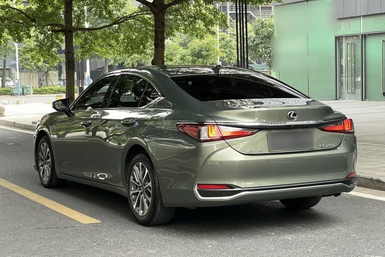 Used Lexus ES 2022 260 Excellence Edition Exterior 9