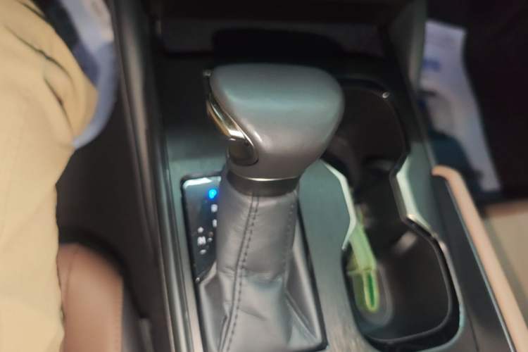 Used Lexus ES 2022 200 Excellence Edition Gear Lever