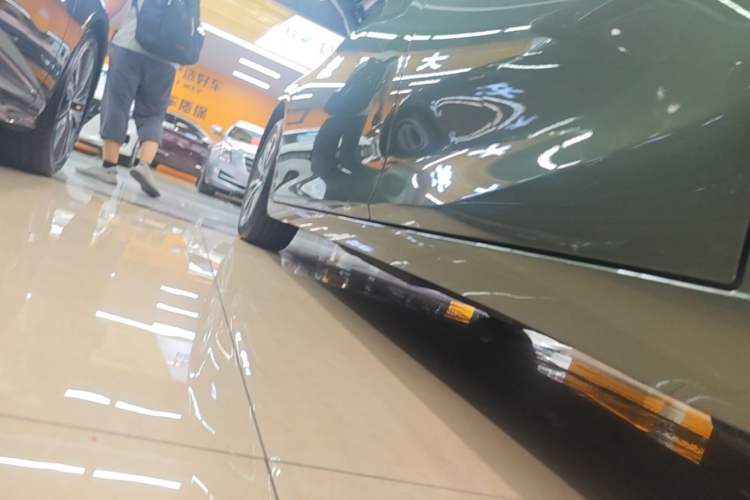 Used Lexus ES 2022 200 Excellence Edition Left Side Sill