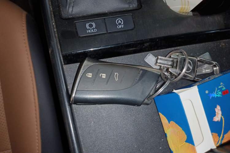 Used Lexus ES 2022 200 Excellence Edition Vehicle Key