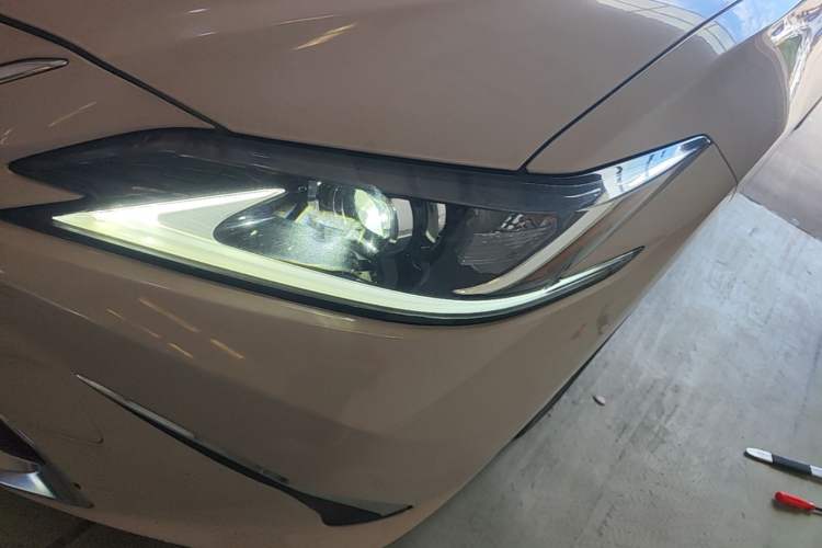 Used Lexus ES 2022 200 Excellence Edition Left Front Headlight