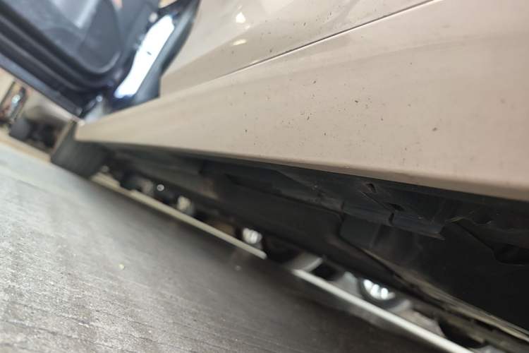 Used Lexus ES 2022 200 Excellence Edition Left Side Sill
