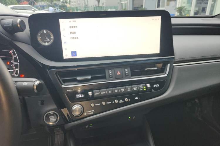 Used Lexus ES 2022 200 Excellence Edition Audio And AC Panel