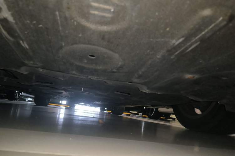 Used Lexus ES 2022 300h Excellence Edition Chassis Front