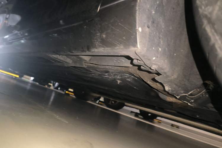 Used Lexus ES 2022 300h Excellence Edition Chassis Front Right