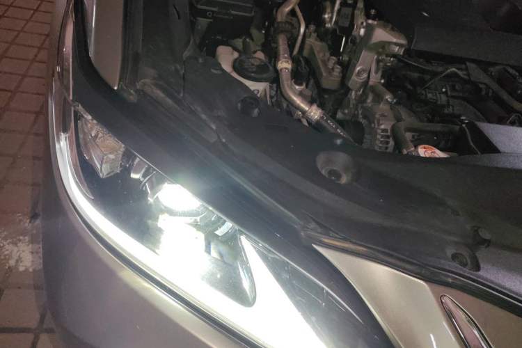 Used Lexus ES 2022 200 Luxury Edition Engine Bay Right