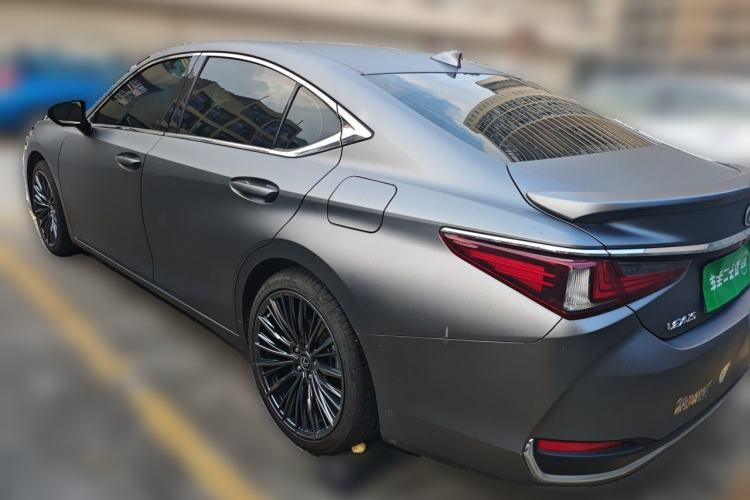 Used Lexus ES 2022 300h Excellence Edition Exterior 3
