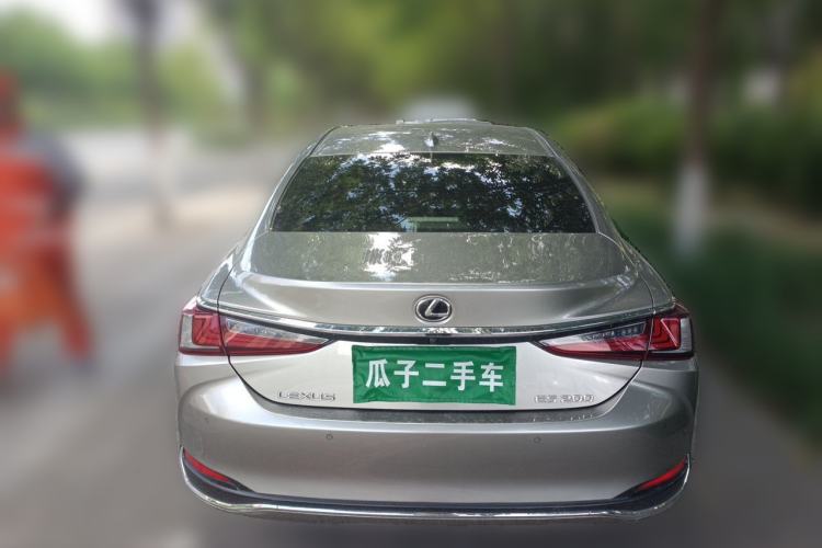 Used Lexus ES 2022 200 Excellence Edition Rear