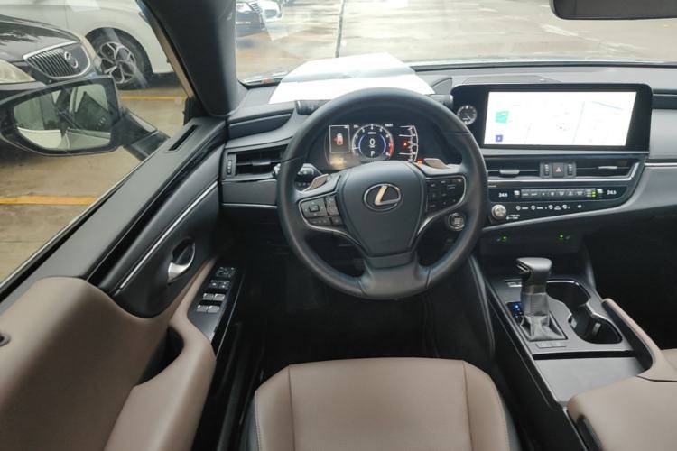 Used Lexus ES 2022 200 Excellence Edition Steering Wheel