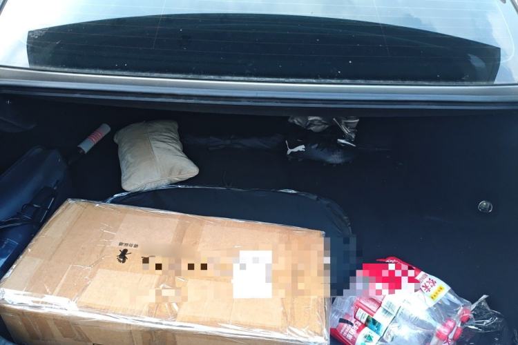 Used Lexus ES 2022 300h Excellence Edition Trunk