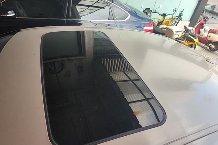 Used Lexus ES 2022 200 Excellence Edition Roof