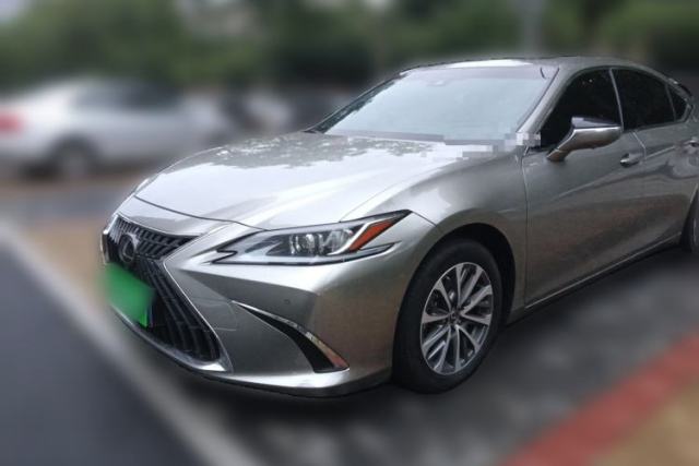 Used Lexus ES 2022 300h Excellence Edition