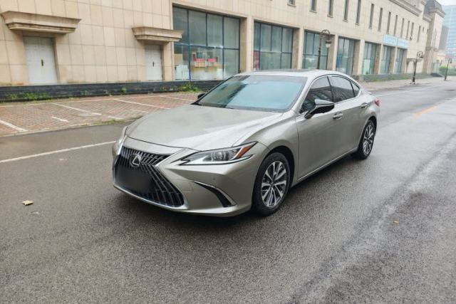 Used Lexus ES 2022 300h Excellence Edition