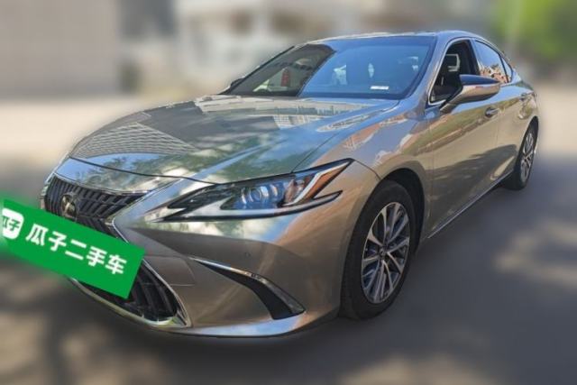 Used Lexus ES 2022 300h Excellence Edition