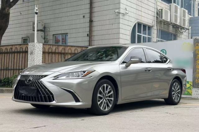 Used Lexus ES 2022 200 Excellence Edition