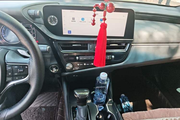 Used Lexus ES 2022 260 Excellence Edition Audio And AC Panel