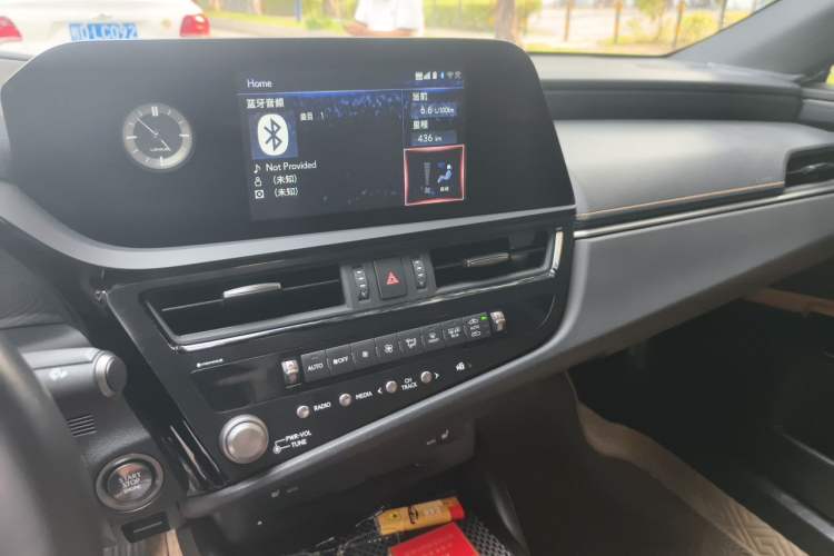 Used Lexus ES 2022 200 Excellence Edition Audio And AC Panel