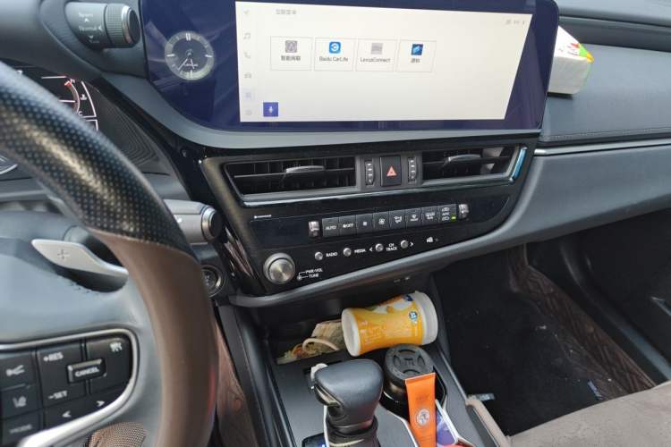 Used Lexus ES 2022 200 Excellence Edition Audio And AC Panel