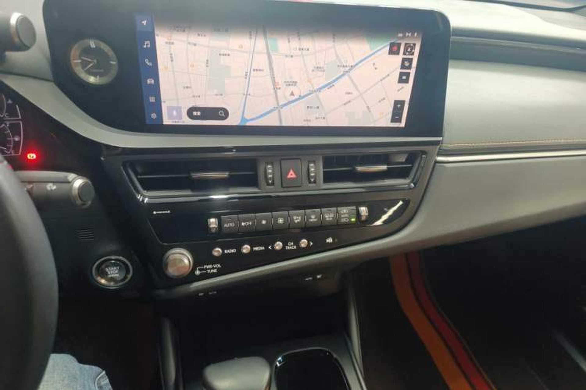 Used Lexus ES 2022 200 Excellence Edition Audio And AC Panel