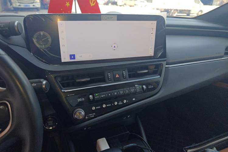 Used Lexus ES 2022 200 Excellence Edition Audio And AC Panel
