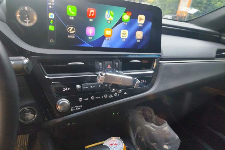 Used Lexus ES 2022 200 Excellence Edition Audio And AC Panel
