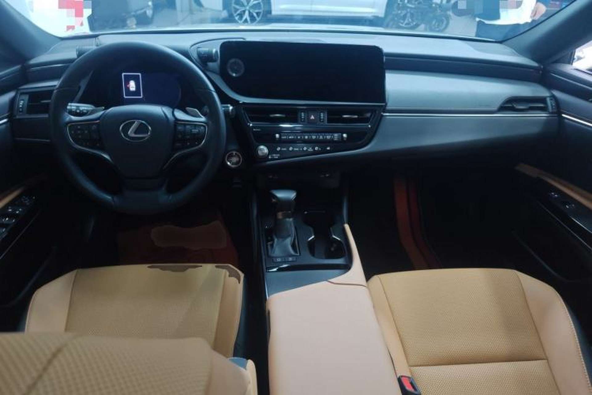 Used Lexus ES 2022 200 Excellence Edition Center Console